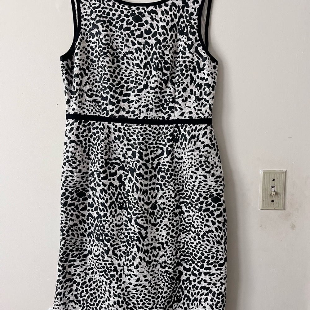 Leopard Print Sleeveless Dress